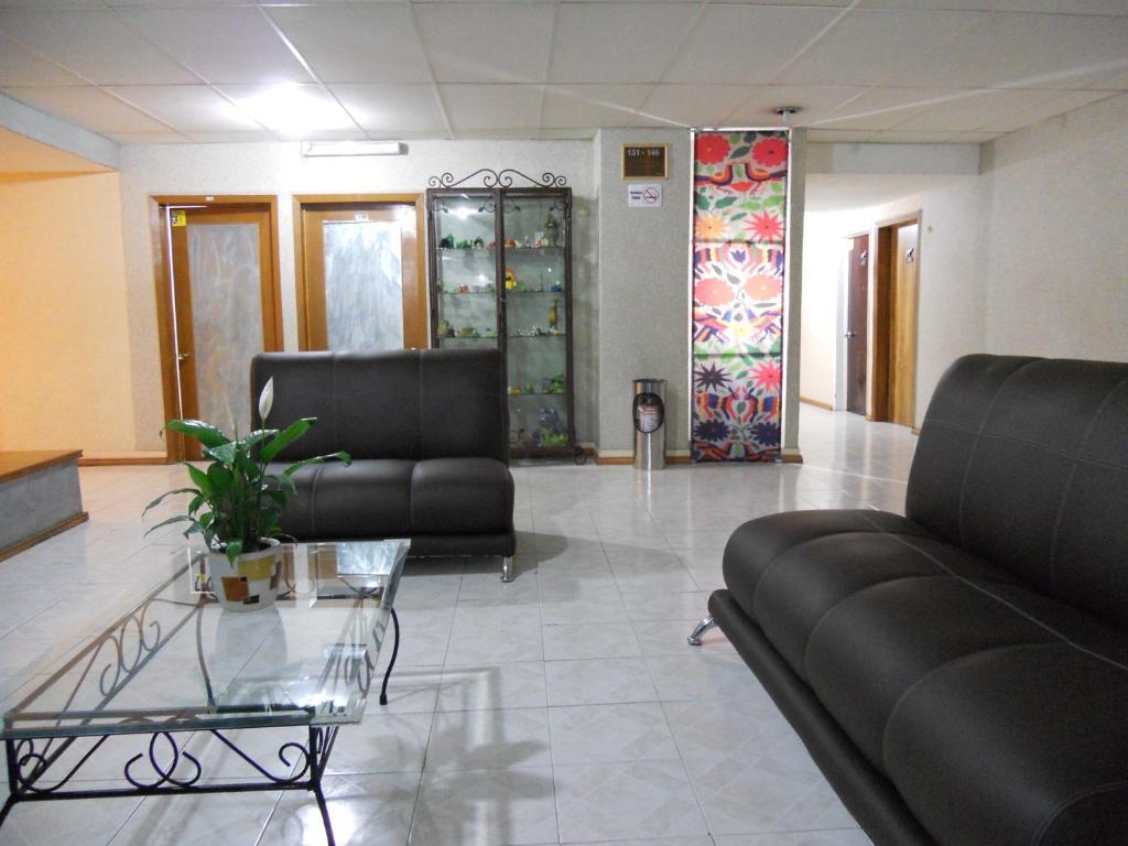 Hotel Plaza El Dorado Pachuca ภายนอก รูปภาพ